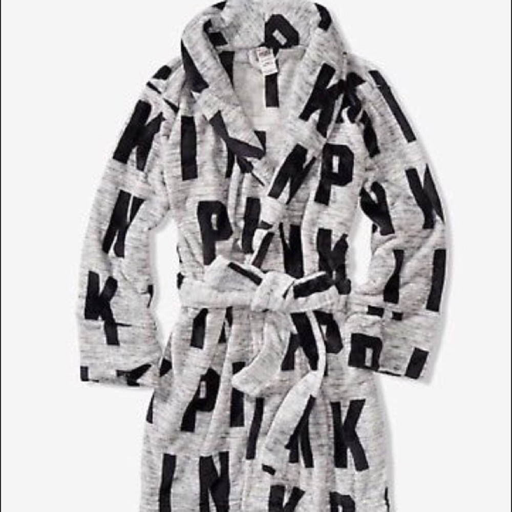 VS Pink Cozy Plush Short Robe
